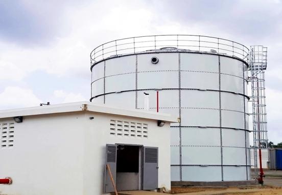Innovación en la agricultura: tanques de acero embolados fundidos de vidrio para una gestión eficiente del agua